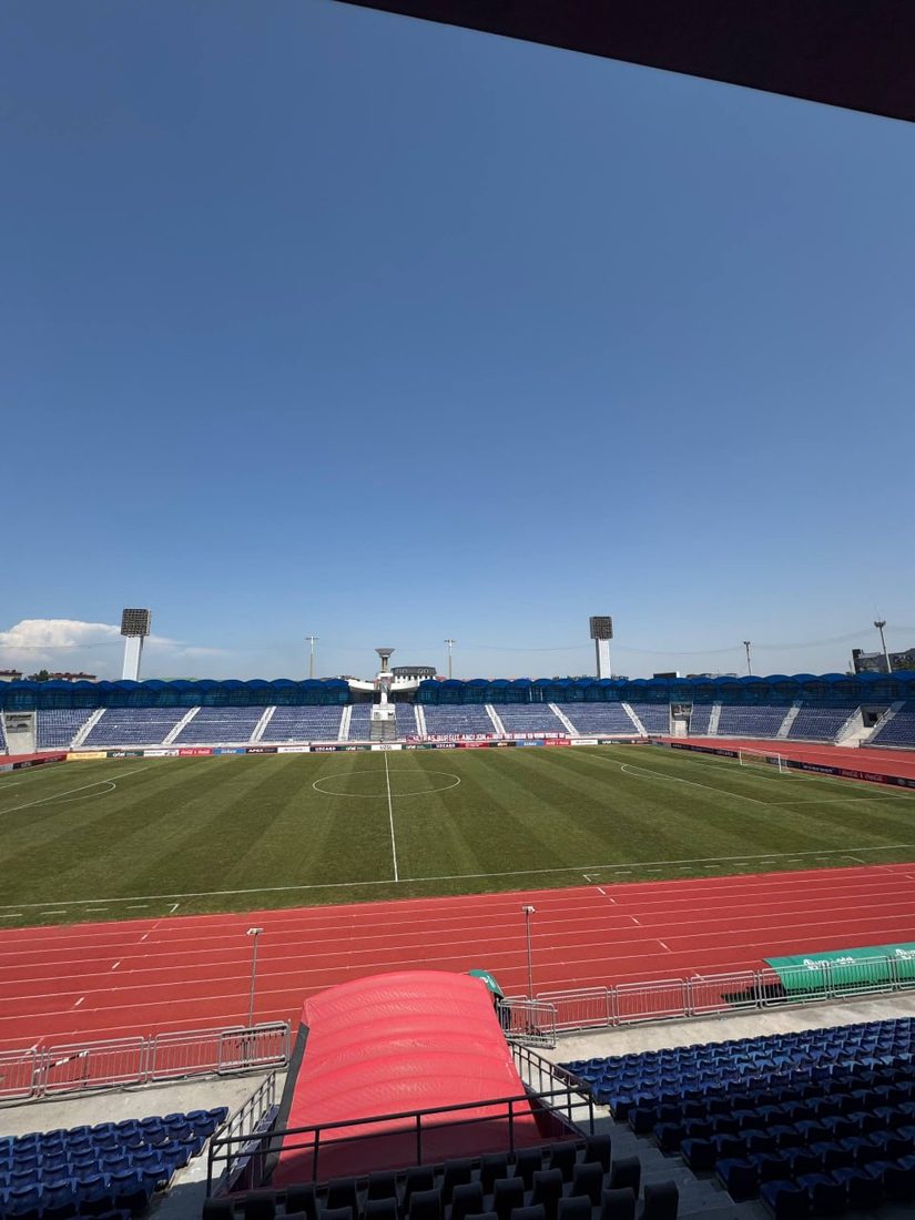 Bobur Arena