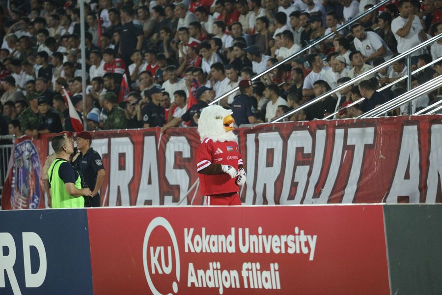 FK Andijon muxlislari